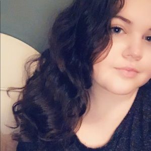 Meet your Posher, Molly